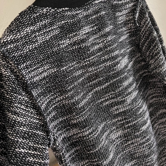 New! Romy & Aksel Sweater - Picture 4 of 5
